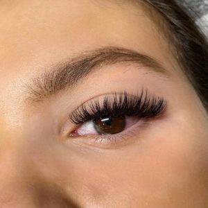 Classic Eyelash Extensions with Russian Volume lashes including technique hybrid lashes with Premium kit